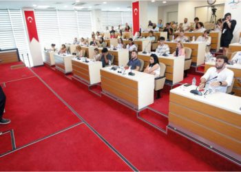 Bayraklı’da ‘Uluslararası Gençlik Festivali’ başladı