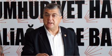 Milletvekili Sındır, “1 yıl önce uyardık, asbestli ölüm gemisi istemiyoruz!”