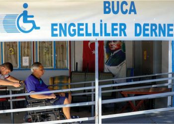 Asla yolda kalmadılar
