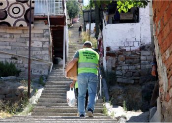 Bayraklı Belediyesinden sosyal destek seferberliği