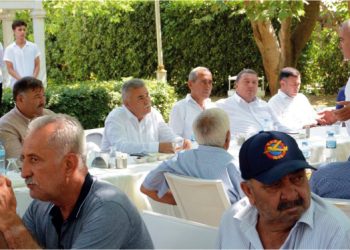 Muhtarlar mahallelerindeki sorunları anlattı