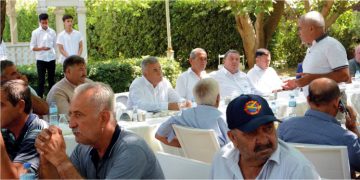 Muhtarlar mahallelerindeki sorunları anlattı