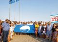 Dikili plajlarına 2 Mavi Bayrak daha eklendi