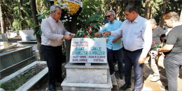 SUAT GÜRBÜZER KARŞIYAKA’DA ANILDI