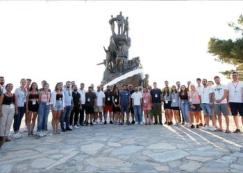 BAŞKAN TUGAY GENÇLERLE DENEYİMLERİNİ PAYLAŞTI&nbsp;