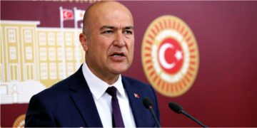CHP’li Bakan YAŞ öncesi ‘Sarıklı Amiral’ soruşturmasını hatırattı