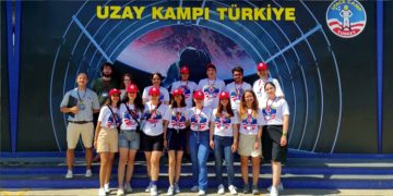 GEZEGEN GEZGİNLERİ UZAY KEŞFİNE ÇIKTILAR