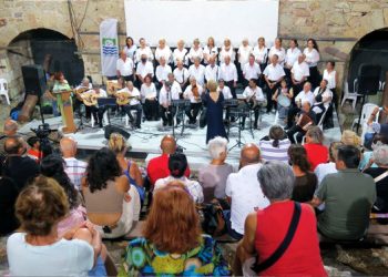FOÇA BEŞKAPILAR KALESİNDE TÜRK SANAT MÜZİĞİ AKŞAMI