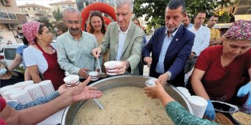 AŞURE KAZANLARI NARLIDERE’DE KAYNADI