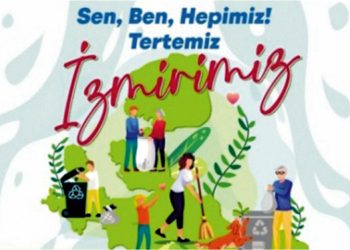 İzmir 20 Ağustos’ta temizlik için sokakta
