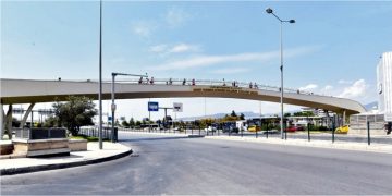 Konak’taki yaya üst geçidinde bakım çalışmaları başlıyor