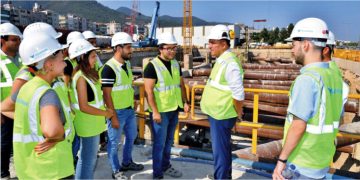 İzmir’in yeni mezun şartı Türkiye’ye örnek oldu