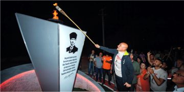 Başkan Soyer 400 kilometrelik tarihi yürüyüşü başlattı