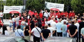 Bayraklı’dan ‘Kocatepe’ çıkarması