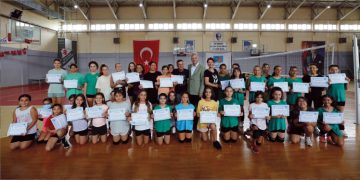 GENÇ SPORCULAR NARLIDERE’DE YETİŞİYOR
