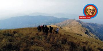 EFE DAĞCILIK 100.YIL ZAFER TIRMANIŞI YAPTI