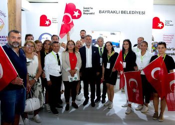 İzmir Fuarı’nda Bayraklı rüzgarı