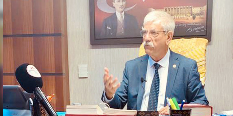 Beko’dan saray yönetimine anlamlı yanıt