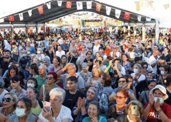 İkinci günün coşkusu tüm Buca’yı sardı