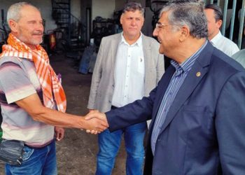 CHP’li Sındır, “toplumun çimentosu esnaf eriyor!”