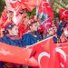 Zafer yolu kafilesi 100 yıl önceki gibi Kemalpaşa’da
