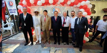 Batur: İyi ki doğdun İzmir!