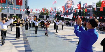 “100 YILLIK BARIŞIN GURURUYLA”