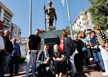 KARŞIYAKA’DA 9 EYLÜL TÖRENLERLE KUTLANDI