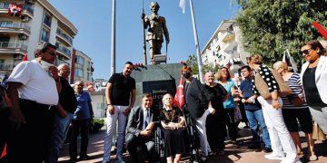 KARŞIYAKA’DA 9 EYLÜL TÖRENLERLE KUTLANDI