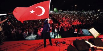 İzmir’de yüzyılın gecesi yaşanacak