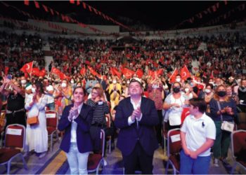 Çeşme ve Alaçatı’da Kurtuluşun 100. Yıl Coşkusu