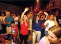 BİR ÇİFT MAVİ GÖZÜN ÇIKTIĞI YOLDA…