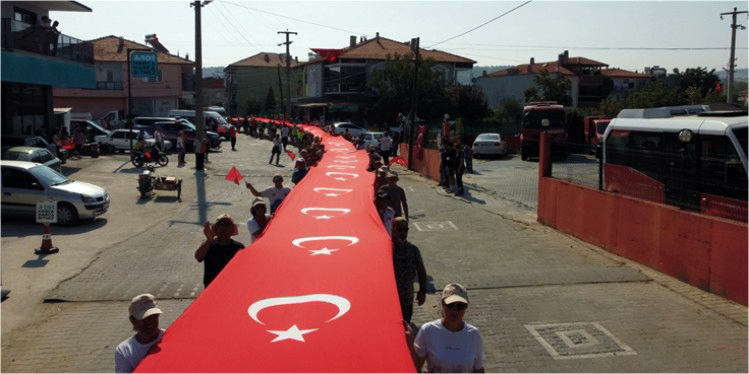 Zafer Kafilesi Alaşehir’de coşkuyla karşılandı