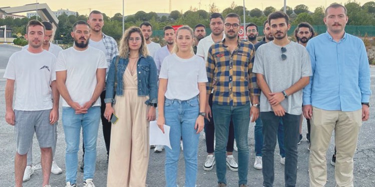 CHP’Lİ GENÇLERDEN HÜKÜMETE KYK TEPKİSİ