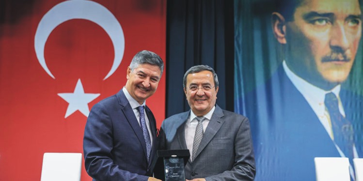Konak Belediyesi bütün işlerine sahip çıkar!