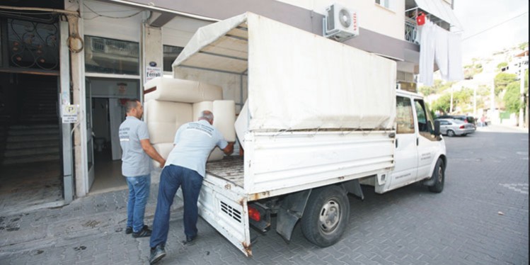 Üniversite öğrencilerine ev eşyası desteği