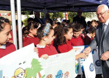Çocuklar örnek tesisi gezdi