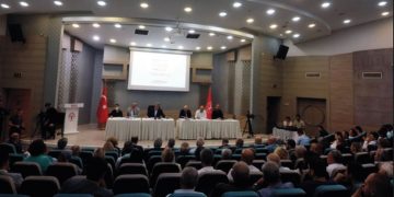 “Bornova’da her sokakta kaçak yapı var”
