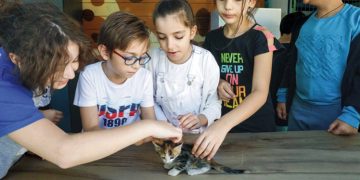 Bucalı miniklere hayvan sevgisi aşıladılar