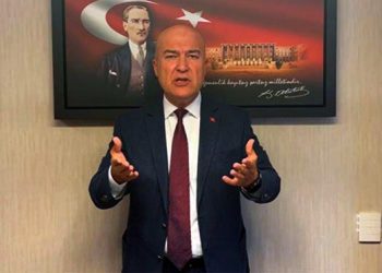 Olmaz olsun senin gibi Bakan!