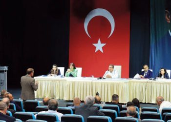 Batur’dan Soyer’e hizmet binası teşekkürü