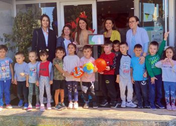 Gaziemir’in geri dönüşen atık avcıları ödüllerini aldı