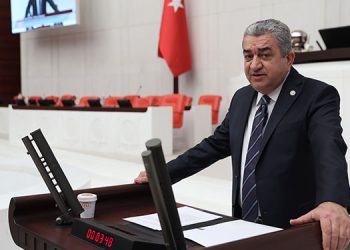 Serter’den Milli Eğitim Bakanı Özer’e soru önergesi.
