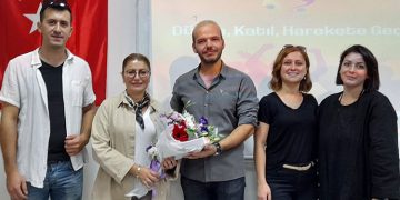 “AMACIMIZ GENÇLİĞİN SESİNİ DUYURMAK”.