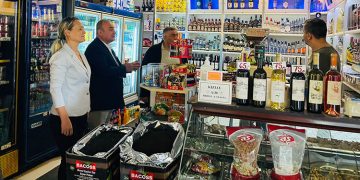 CHP Konak İlçe Başkanlığı esnaflarımızla buluşmaya devam ediyor.