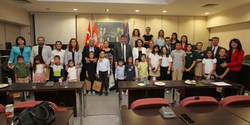 BAŞKAN TUGAY DUYARLI GENÇLERLE BULUŞTU…