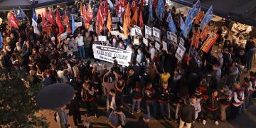 İzmir Emek ve Demokrasi Güçleri, kaza değil katliam.