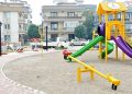 Menderes Belediyesi park ve yeşil alan çalışmalarına devam ediyor.