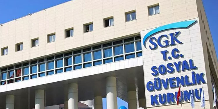 EV HİZMETİNDE ÇALIŞANLARDA SİGORTALI OLMALI.