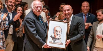 Başkan Soyer: Tiyatronun özgürce yapıldığı bir memleket kurulacak.